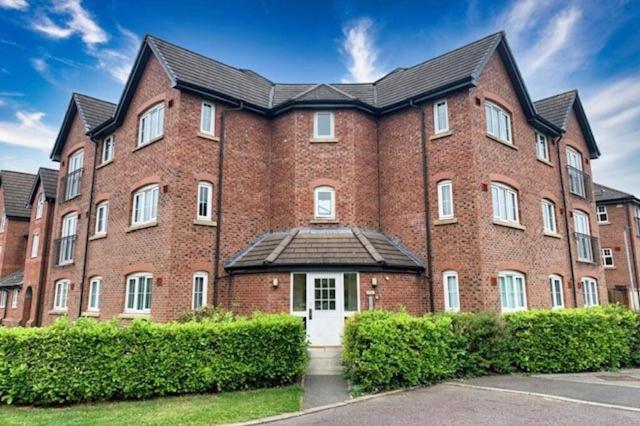 Warrington Apartment Great Sankey Exterior foto